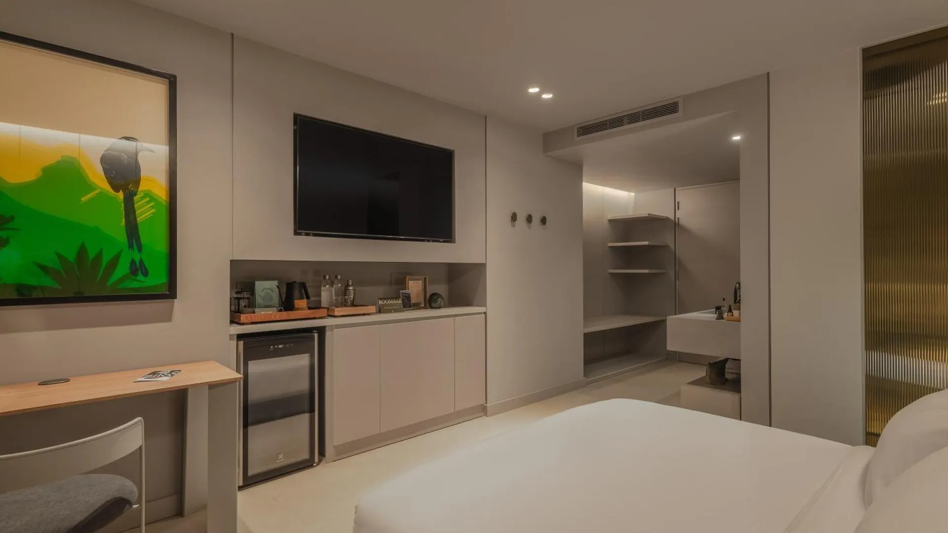 Wake Biohotel Medellin 5*,